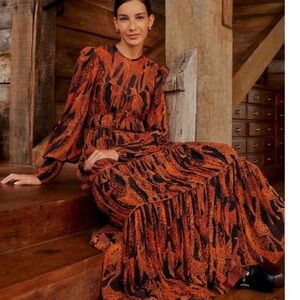 FARM RIO Elegant Orange and Black Maxi Dress